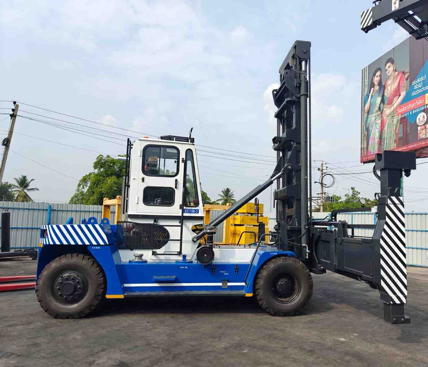 SCA Empty Container Handler